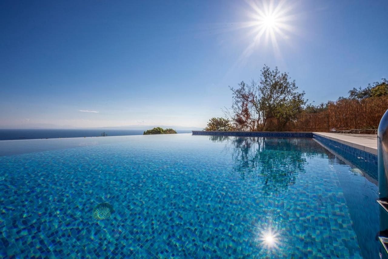 Olea Skopelos Villas With Swimming Pools & Sea View Panormos  외부 사진